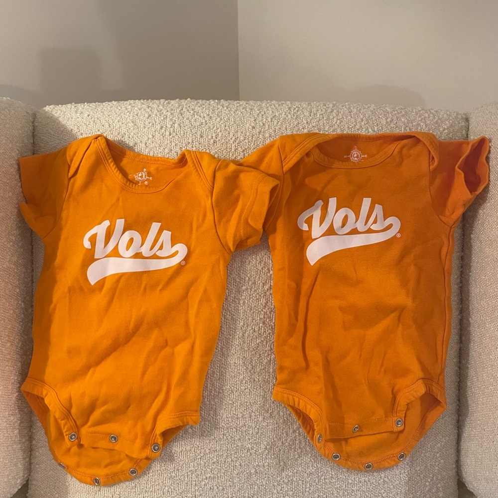 Vols onesie UT Knoxville